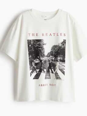 H&M Graphic Tee (XXL)